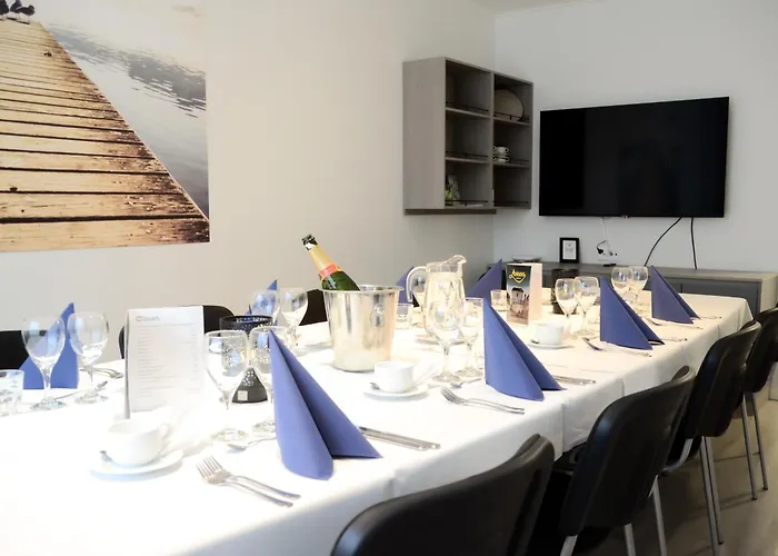 阿马多酒店 3* 波里