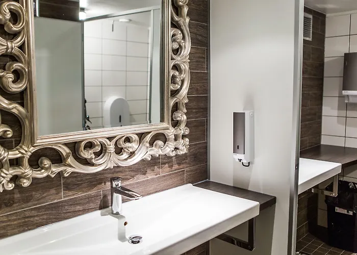 阿马多酒店 酒店